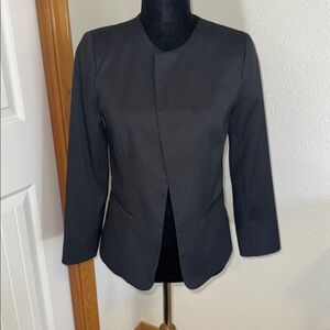Pleated black blazer